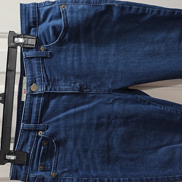 Vineyard Vines Jeans - Picture 3 of 15